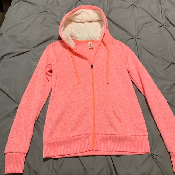 No boundaries sweatshirt - Picture 2 of 4